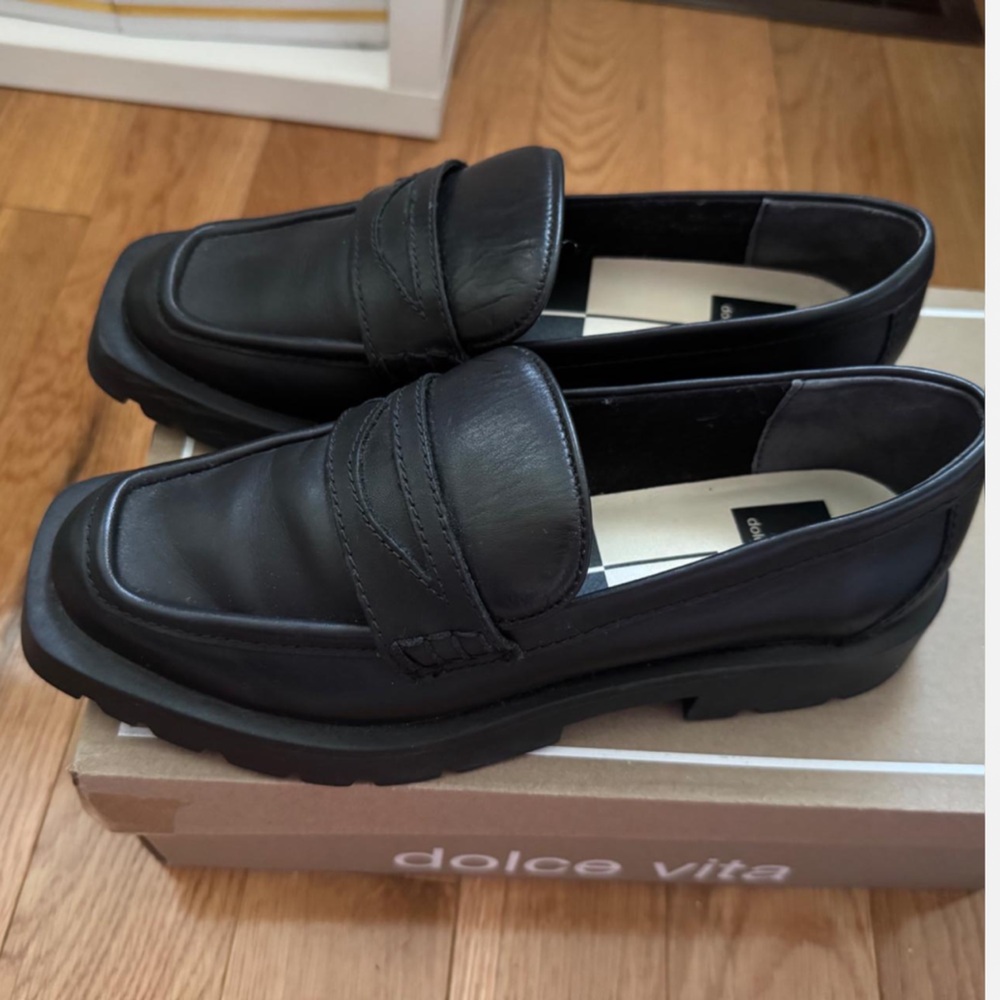 Dolce Vita women’s  Black Leather Loafers